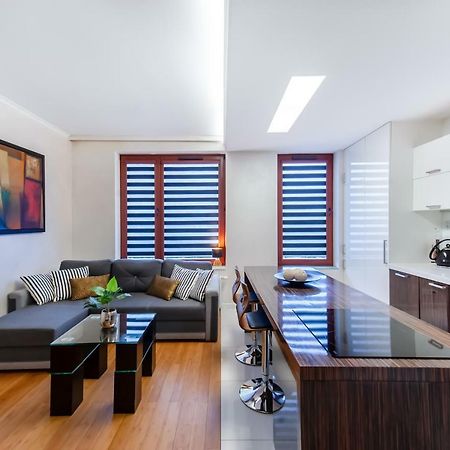 Clicktheflat Luxury Apartment In ורשה מראה חיצוני תמונה